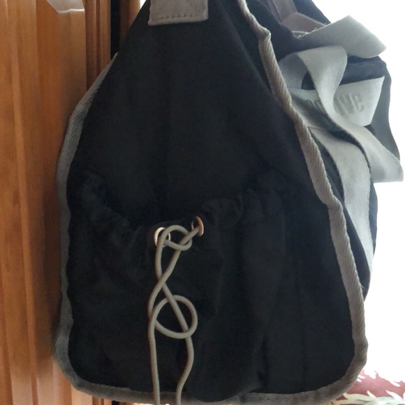 Old Navy Gym Bag Black/grey get going , get active logo on trim on both sides! - Picture 5 of 12